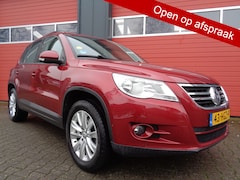Volkswagen Tiguan - 2.0 TSI Comfort&Design 4Motion 170PK Clima Cruise Navi LMV Trekhaak NL-Auto