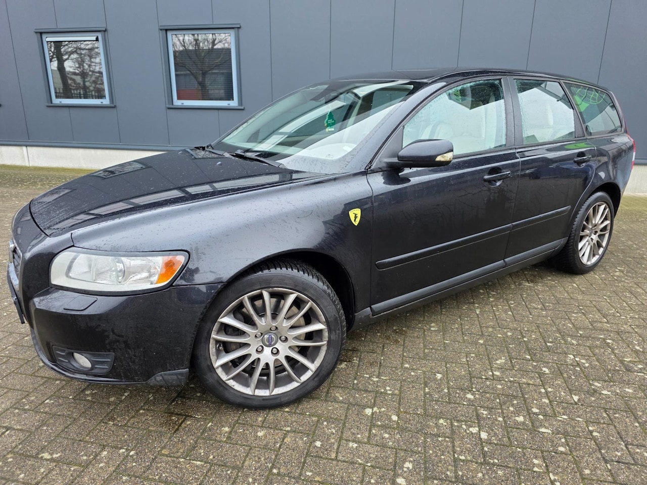 Volvo V50 - 2.5 T5 Momentum 2.5 T5 Momentum, kop revisie, nw distributie, onderblok versterkt! - AutoWereld.nl
