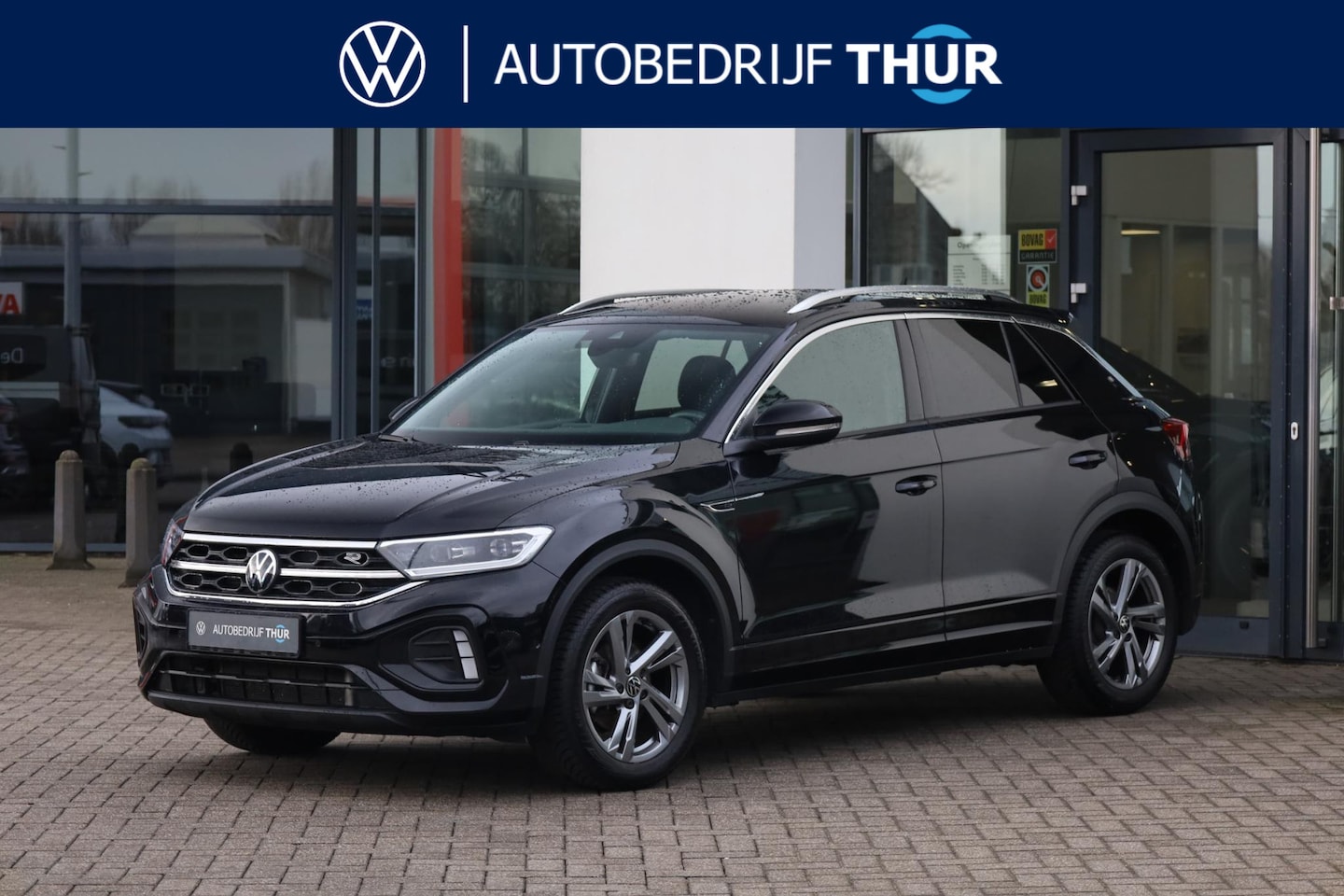 Volkswagen T-Roc - 1.5 TSI R-Line ergo stoel achteruitrijcamera privacy glas trekhaak stoelverwarming r line - AutoWereld.nl