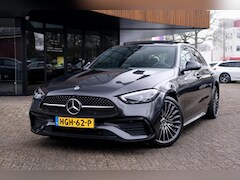 Mercedes-Benz C-klasse - 300 4MATIC AMG Line RIJKLAAR Pano Camera Sfeer Carplay