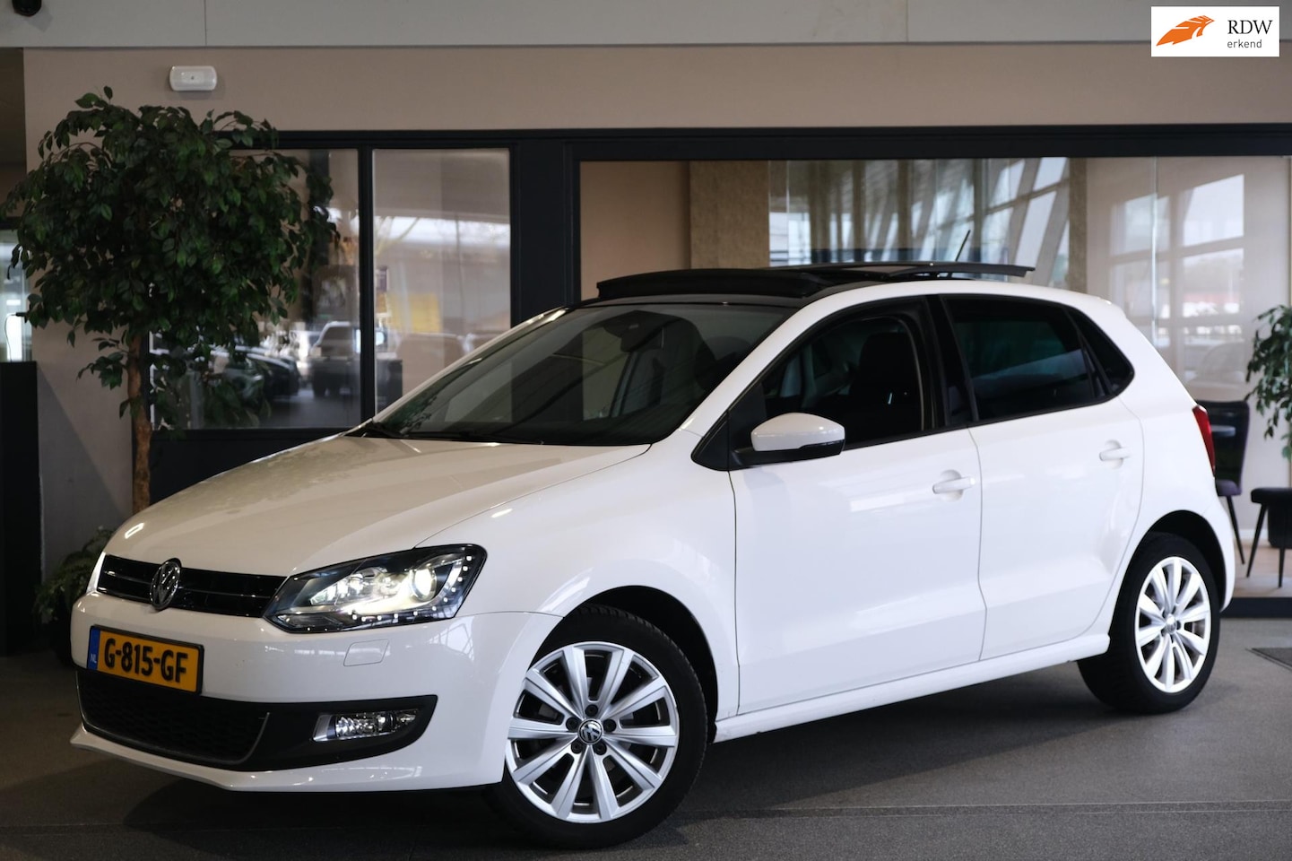 Volkswagen Polo - 1.2 TSI Highline Pano Xenon Cruise PDC - AutoWereld.nl