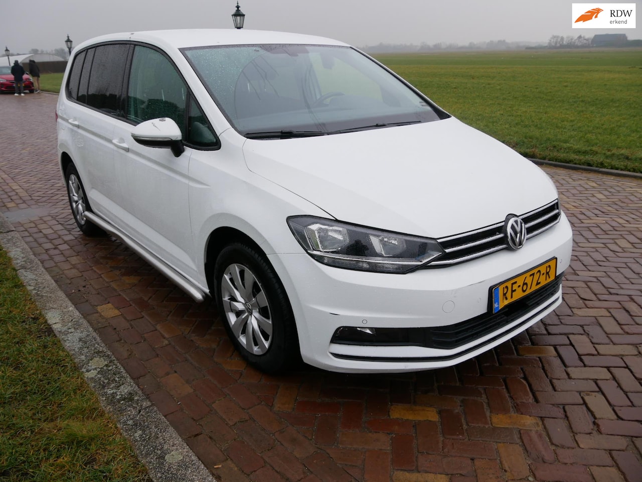 Volkswagen Touran - 2.0 TDI SCR Comfortline DSG ** EX POLICE MARGE CAR ** - AutoWereld.nl