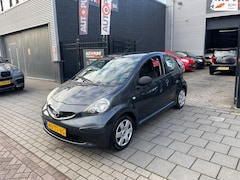 Toyota Aygo - 1.0-12V 3e Eigenaar Stuurbekrachtiging NAP APK 1 Jaar