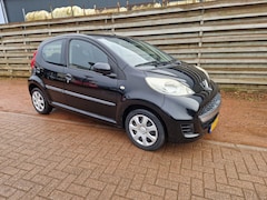 Peugeot 107 - 1.0-12V XS Airco
