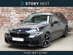 BMW 5-serie Touring - 530d High Executive M Sport Pakket Automaat / Live Cockpit Professional / Panoramadak / Sp