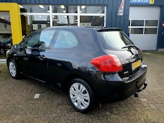 Toyota Auris - 1.6-16V Sol All-in prijs