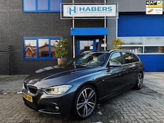 BMW 3-serie Touring - 320i High Executive 184PK|Origineel NL|Prof Navi|M-Pakket|Trekhaak|AUT|Xenon|Leder|Cruise|