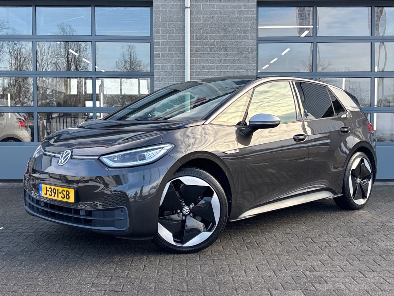 Volkswagen ID.3 - First Max 58 kWh |WINTERPAKKET| PANORAMADAK|SOH 91% | - AutoWereld.nl