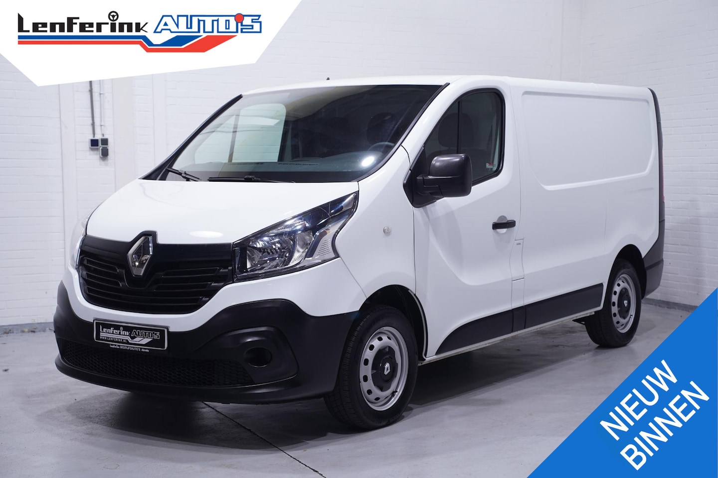 Renault Trafic - 1.6 DCi 95 pk L1H1 Airco, Keyless Entry Laadruimte Pakket, 3-Zits - AutoWereld.nl