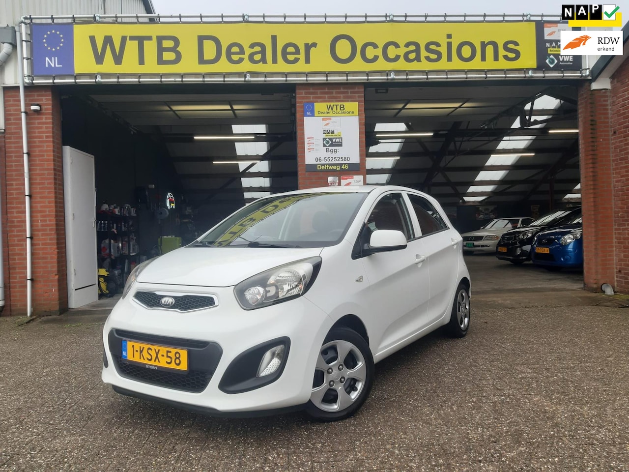 Kia Picanto - 1.0 CVVT ISG Comfort Pack 1.0 CVVT ISG Comfort Pack, Navi, Airco, 4 Deurs, 1e Eigenaar, Dealer onderhouden, Electr. - AutoWereld.nl