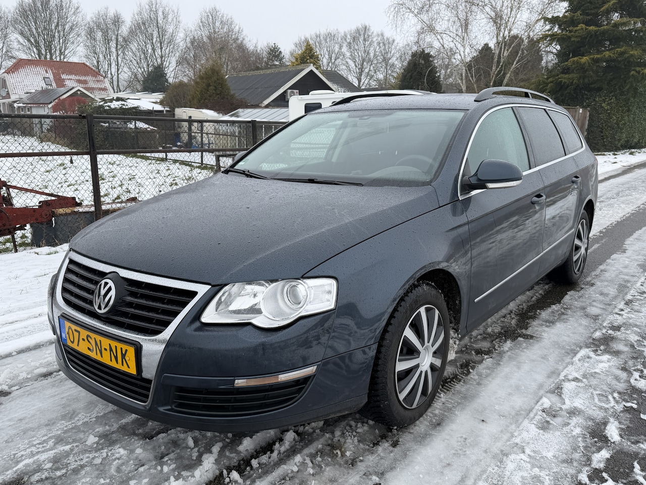 Volkswagen Passat Variant - 2.0 FSI Comfortline ECC/Cruise/PDC - AutoWereld.nl