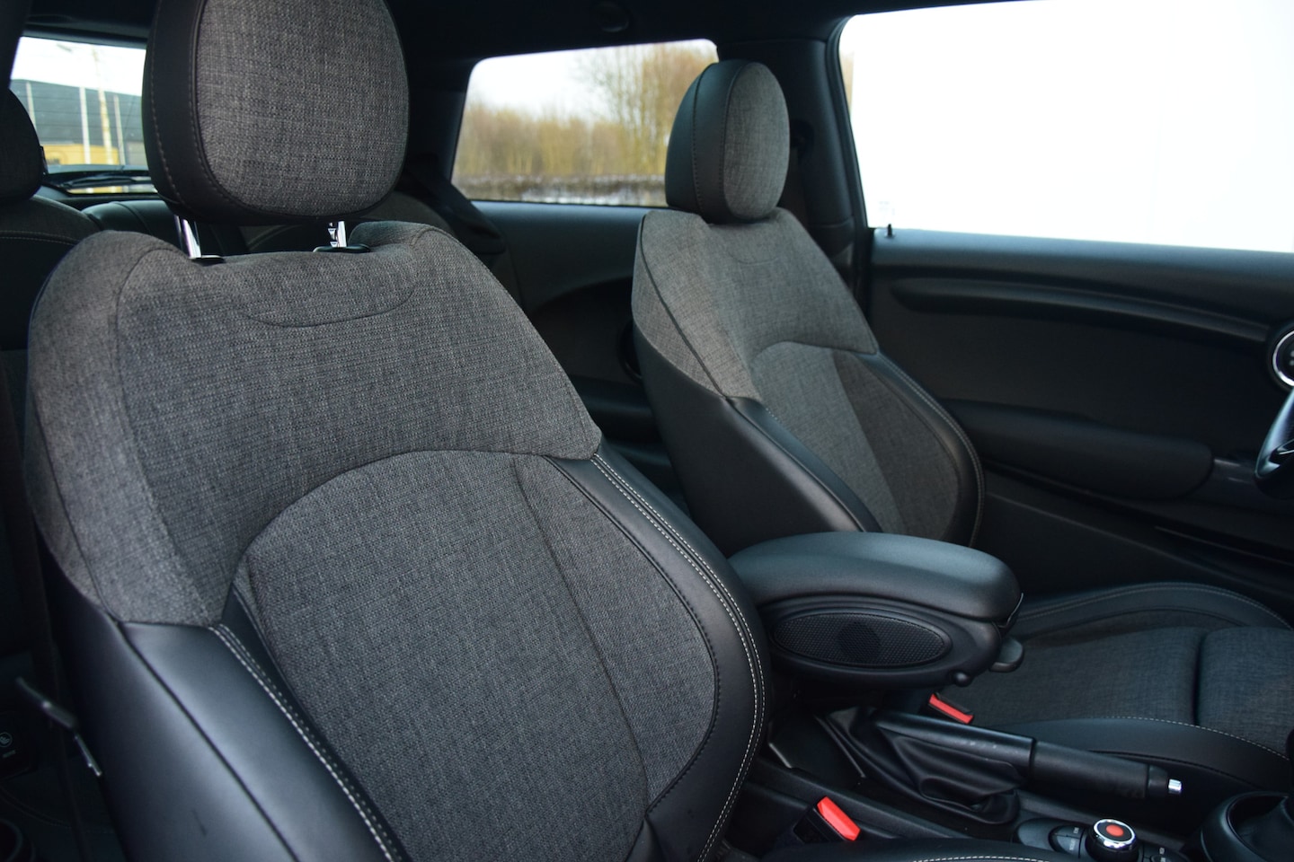 MINI Cooper - Mini 1.5 Salt John Cooper Works Package Priv/Glass Schuifdak Led 18' - AutoWereld.nl