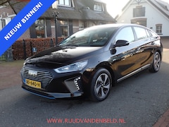 Hyundai IONIQ - 1.6 GDi ACC / KEYLESS / CARPLAY / CAMERA / NAVI / CRUISE