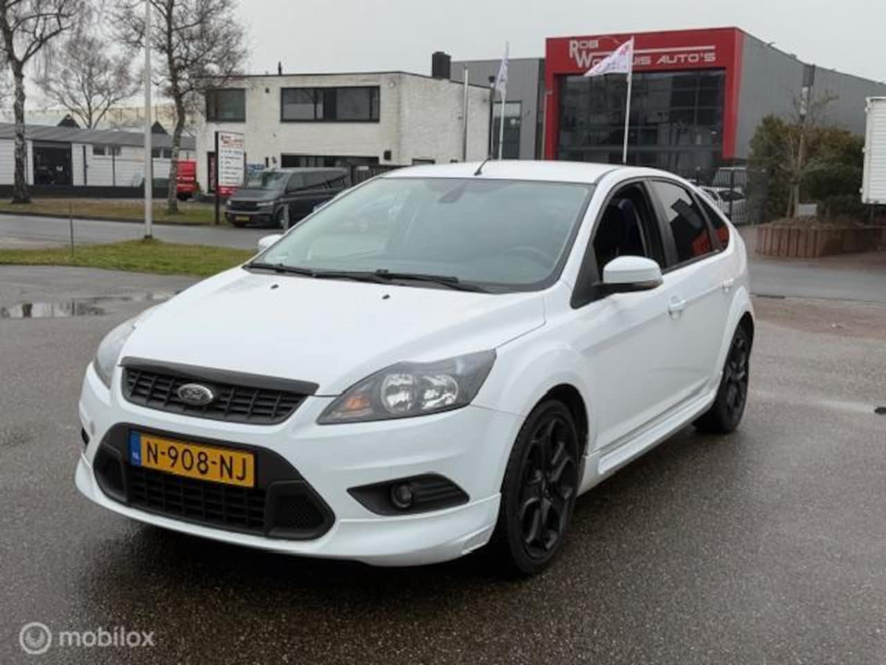 Ford Focus - 2.0 16v ST Line 2.0 16V ST-line - AutoWereld.nl