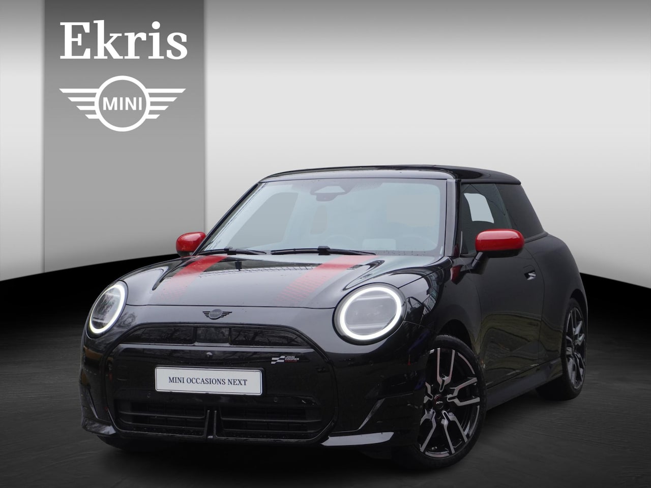 MINI Cooper - 3-deurs E John Cooper Works Uitvoering | Pakket XL | Alarmsysteem klasse 3 | Glazen panora - AutoWereld.nl