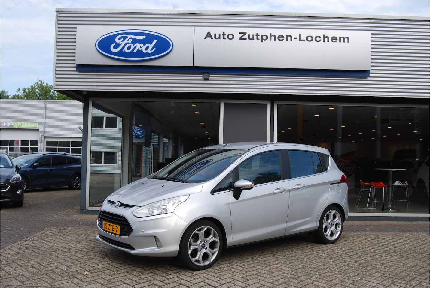 Ford B-Max - 1.0 EcoBoost Titanium 100pk NAVI | PARKEERSENSOREN V+A | CRUISE CONTROL | DEALER ONDERHOUD - AutoWereld.nl
