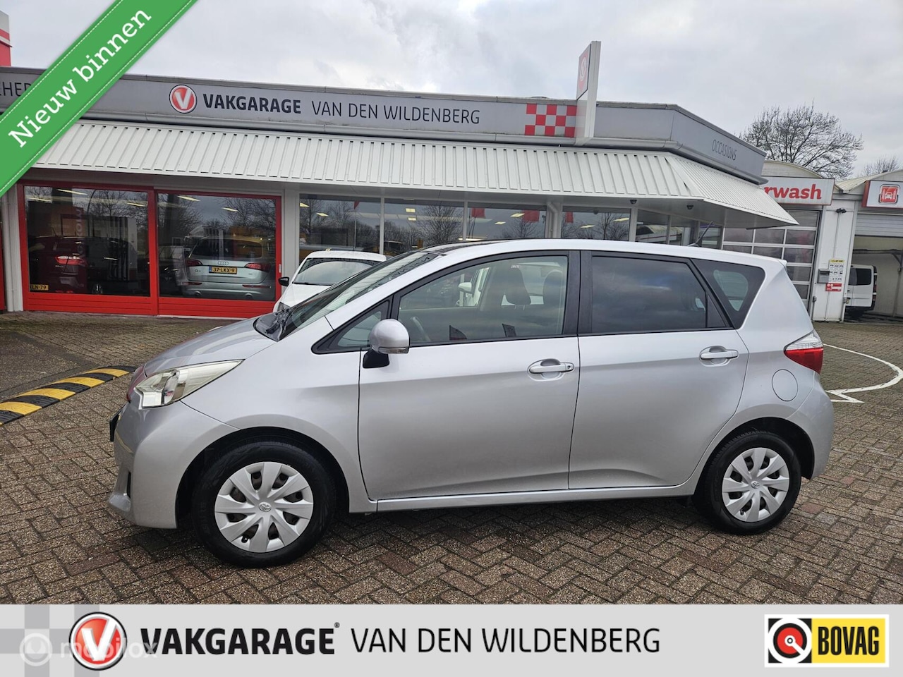 Toyota Verso S - 1.3 VVT-i Aspiration 1.3 VVT-i Aspiration - AutoWereld.nl