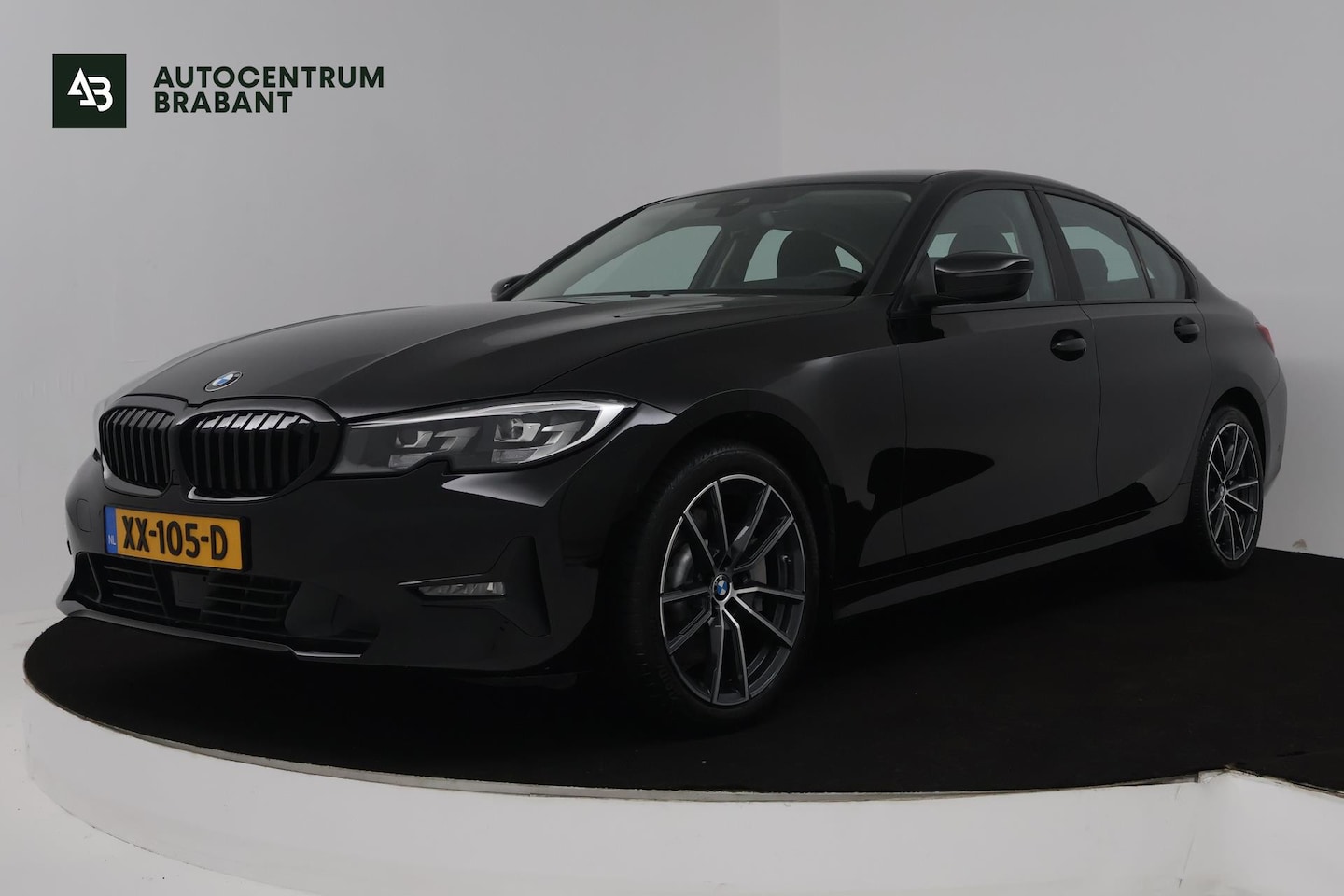BMW 3-serie - 330i Executive Edition (ACHTERUITRIJCAMERA, NAVIGATIE, HEAD-UP DISPLAY, PARKEERSENSOREN, D - AutoWereld.nl