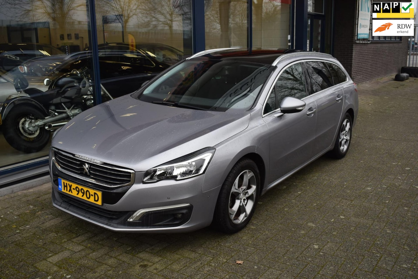 Peugeot 508 SW - 1.6 e-THP Blue Lease Executive 1.6 e-THP Blue Lease Executive - AutoWereld.nl