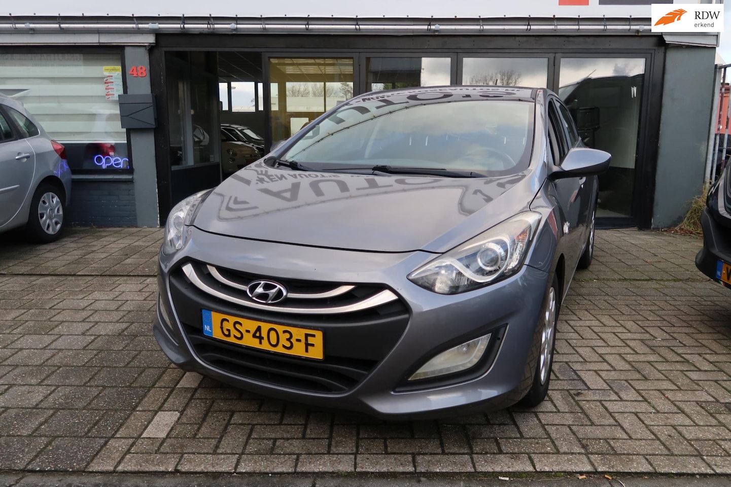 Hyundai i30 - 1.6 GDI i-Drive Cool Plus 1.6 GDI i-Drive Cool Plus - AutoWereld.nl