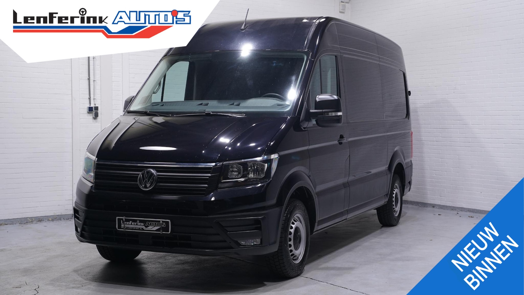 Volkswagen Crafter - 2.0 TDI 177 pk DSG Aut. L3H3 Navi, Camera Laadruimte Pakket, Trekhaak 3.000 kg, 3-Zits - AutoWereld.nl