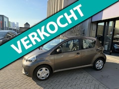 Toyota Aygo - 1.0 VVT-i Now 5-deurs AIRCO NIEUWSTAAT INRUIL MOGELIJK