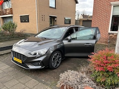 Ford Focus Wagon - 1.5 EcoBoost ST Line Business