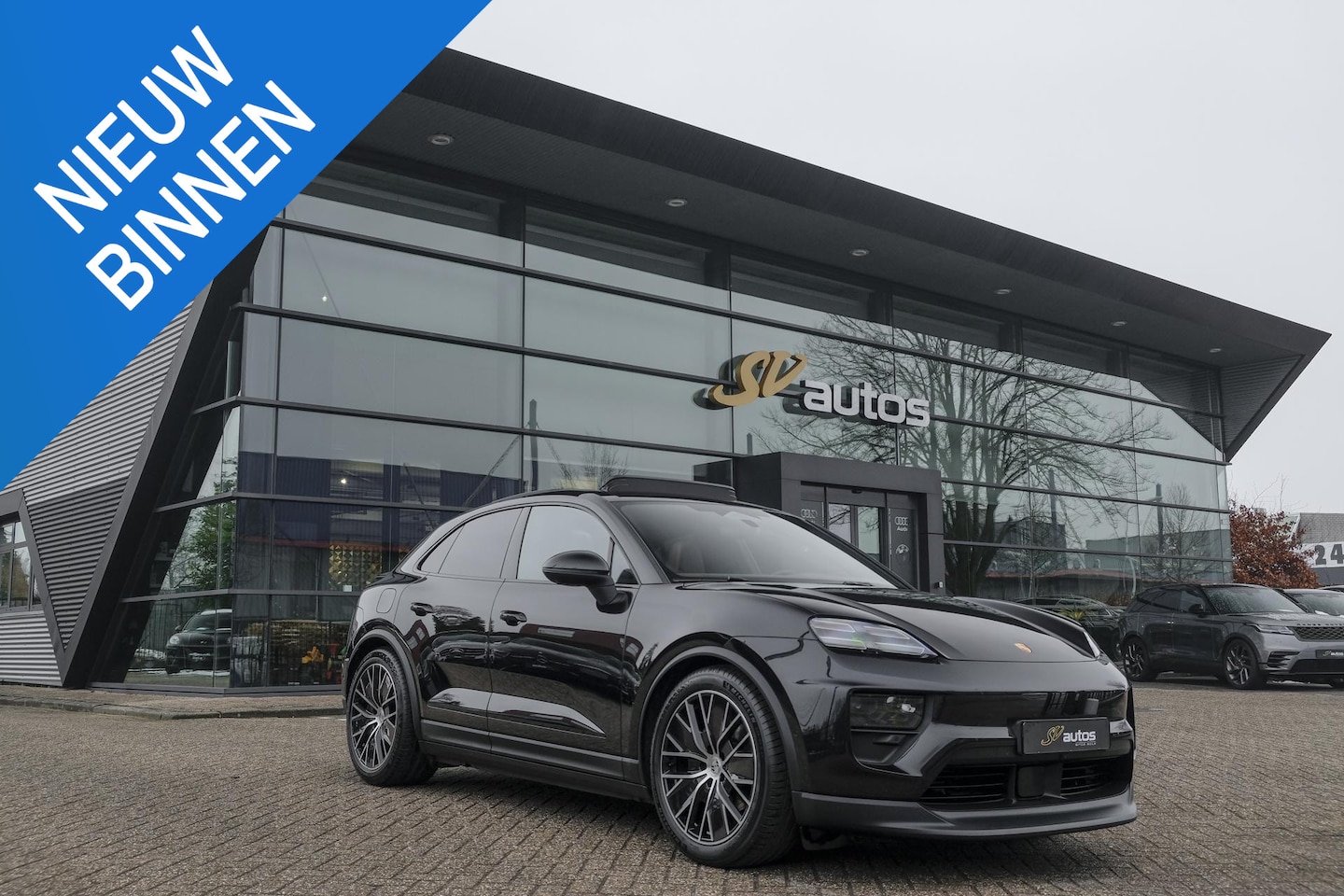 Porsche Macan - 4 388pk 100kWh Panoramadak Luchtvering Bijrijdersdisplay 18-weg Sportstoelen Bose NLauto - AutoWereld.nl