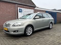Toyota Avensis Wagon - 2.0 VVTi Luna