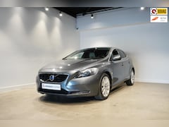 Volvo V40 - 1.6 T4 Summum Trekhaak|Cruise|Leer