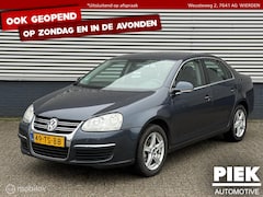 Volkswagen Jetta - 1.6 FSI Comfortline