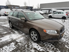 Volvo V70 - 2.0 D4 Summum cilinderkop defect, motor loopt niet