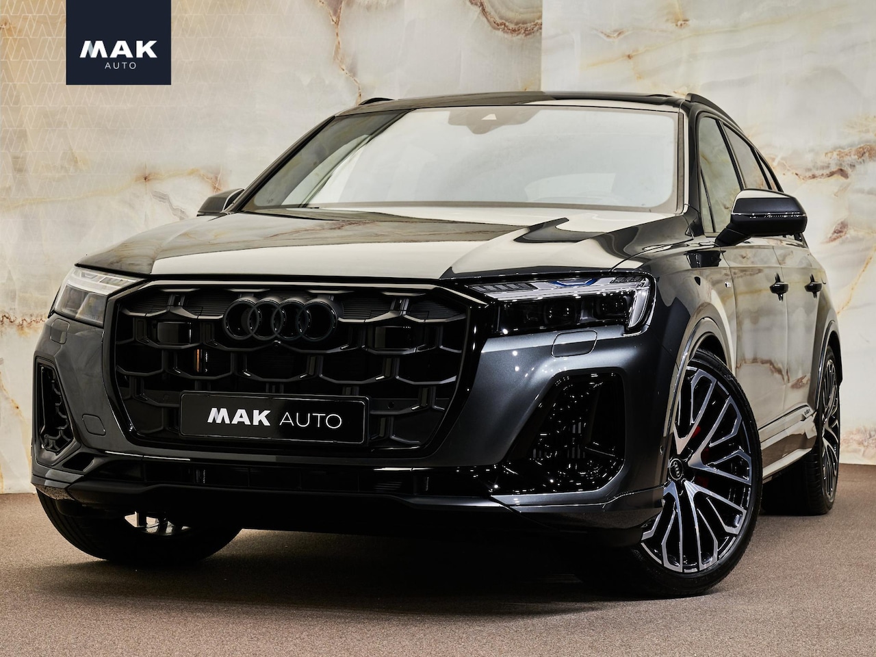 Audi Q7 - 60 TFSI e quattro Pro Line S Competition 60 TFSI e Quattro Pro Line S Competition, pano, tr.haak, 22", 4W-best., luchtv., B&O, OLED - AutoWereld.nl