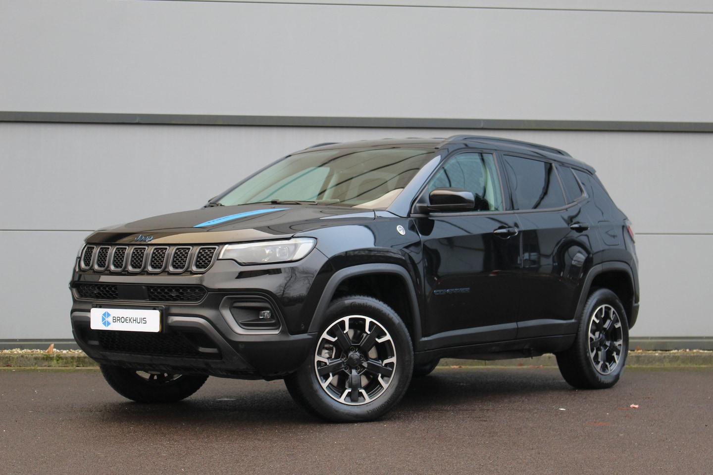 Jeep Compass - 4xe 240 Plug-in Hybrid Electric Trailhawk 4xe 240 Plug-in Hybrid Electric Trailhawk - AutoWereld.nl