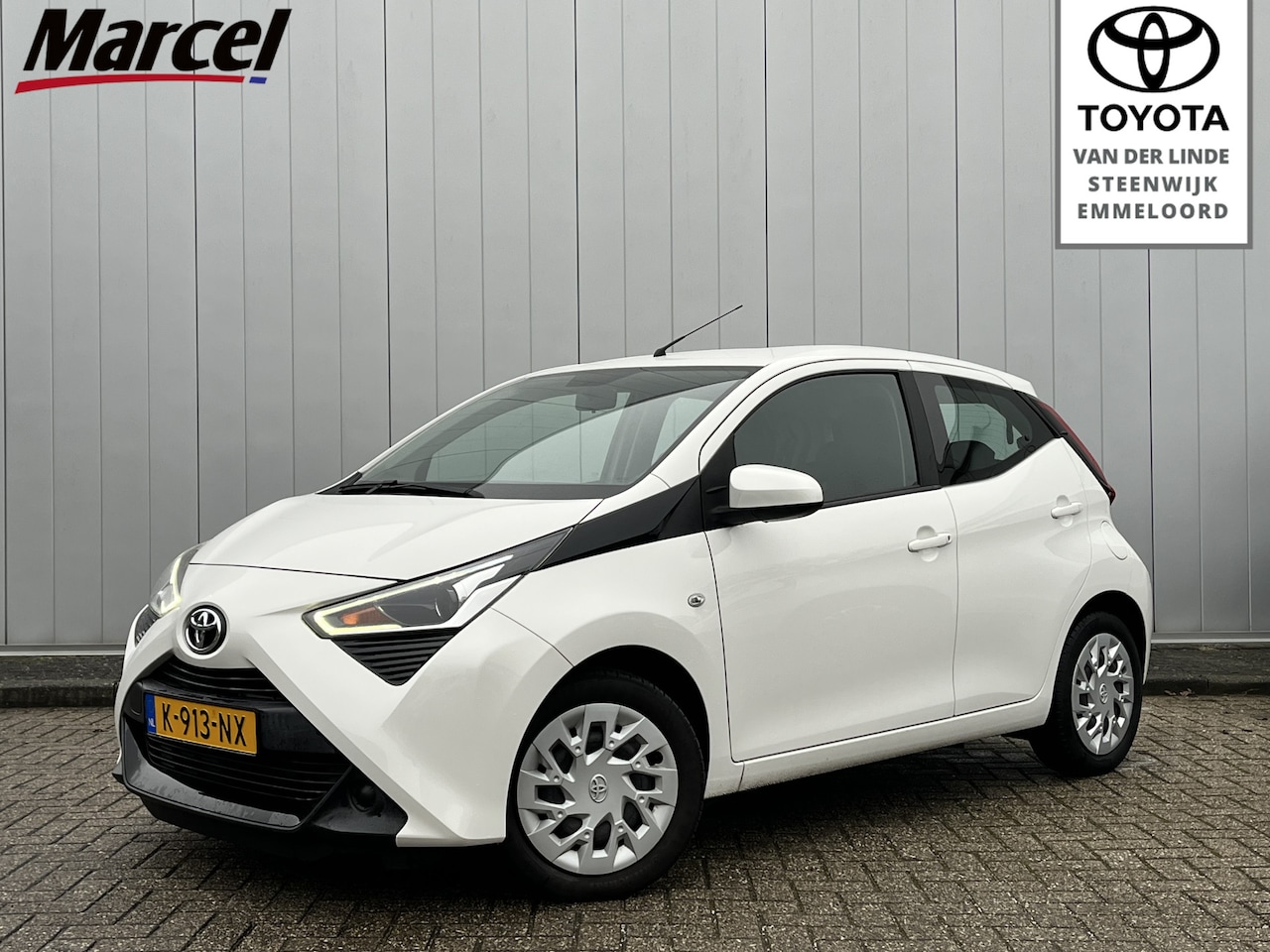 Toyota Aygo - 1.0 VVT-i x-play Camera Carplay Dealer Onderhouden 1e Eigenaar - AutoWereld.nl