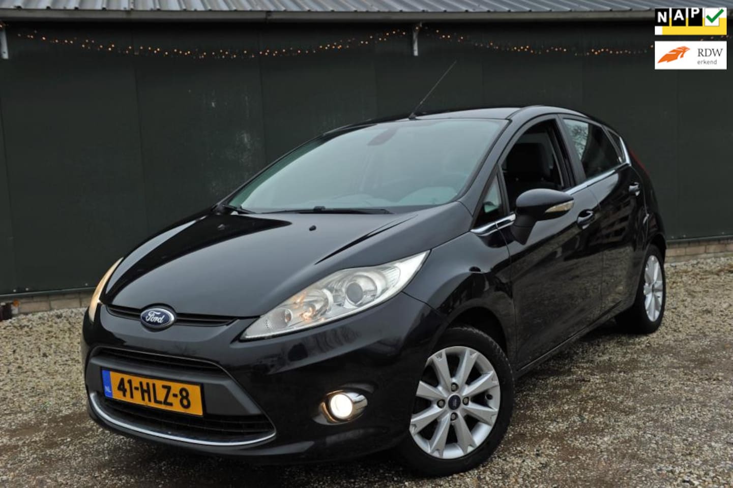 Ford Fiesta - 1.25 Ghia/EERSTE EIGENAAR /AIRCO/ABS/LMV/DEALERONDERHOUDEN/ - AutoWereld.nl