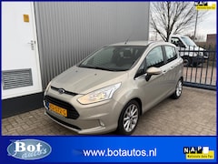 Ford B-Max - 1.0 EcoBoost Titanium / NAVIGATIE / TREKHAAK / ACHTERUITRIJCAMERA / PARKEERHULP / NL-AUTO