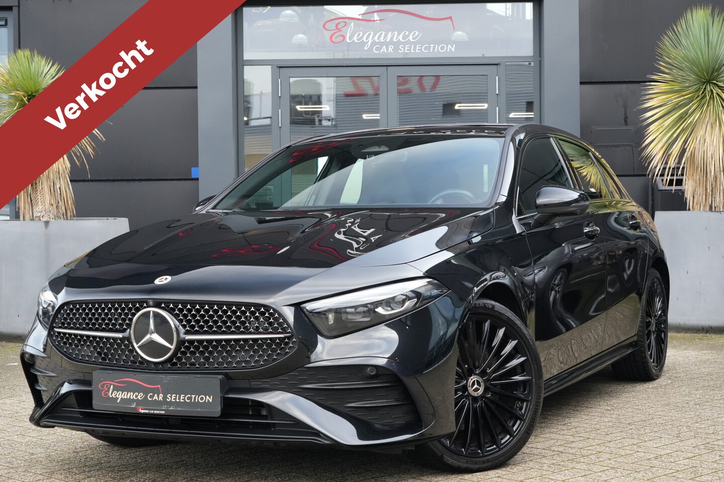 Mercedes-Benz A-klasse - 250 e AMG Line 218pk Panoramadak/Navigatie/Camera - AutoWereld.nl