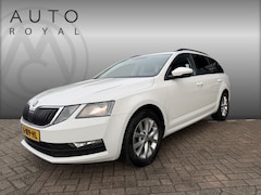 Skoda Octavia Combi - 1.5 TSI Greentech Sport Business AUTOMAAT | | AFNEEMBARE TREKHAAK | NAVIGATIE | SPORT STOE