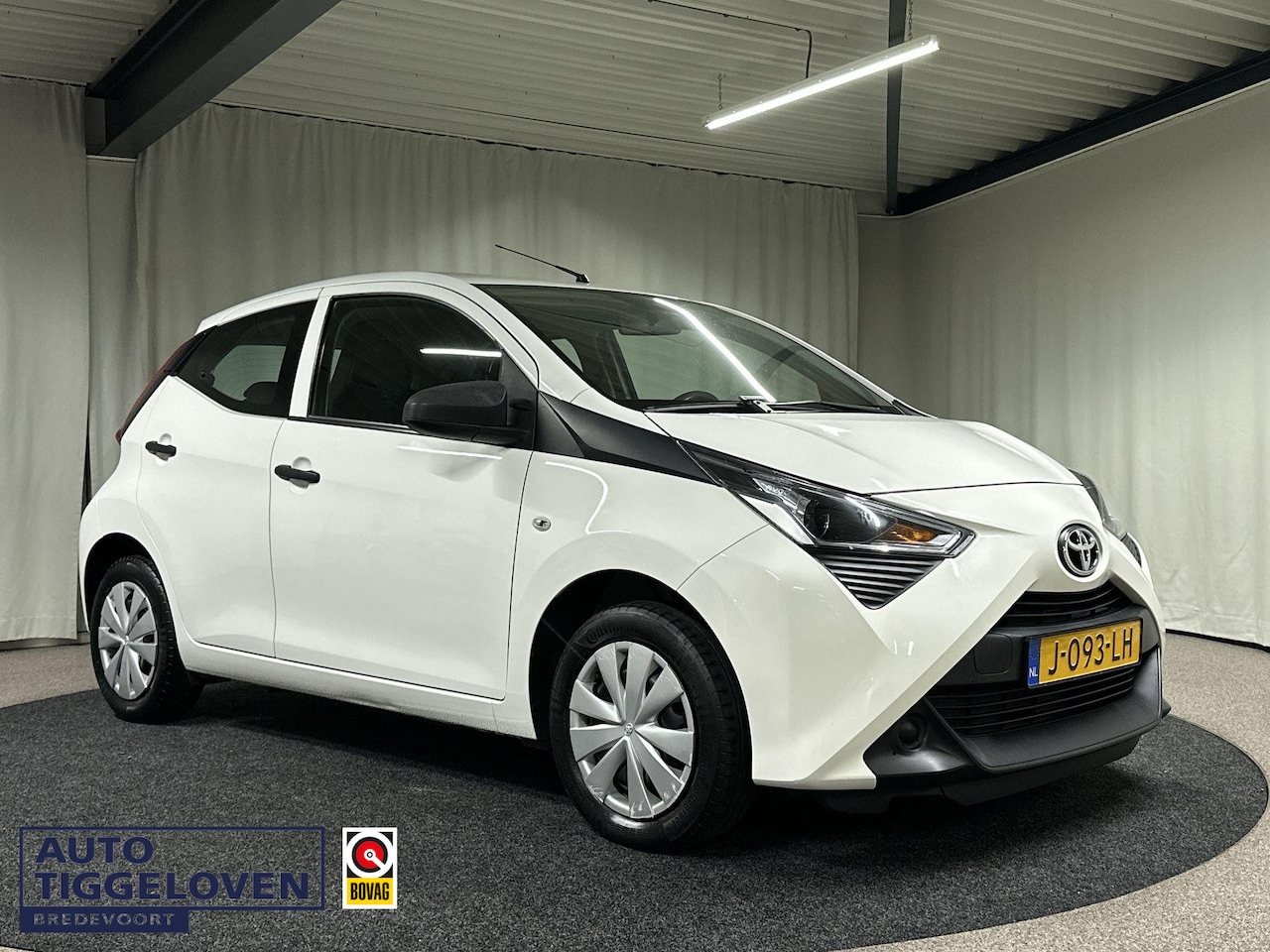 Toyota Aygo - 1.0 VVT-i x-fun Trekhaak | Airco - AutoWereld.nl