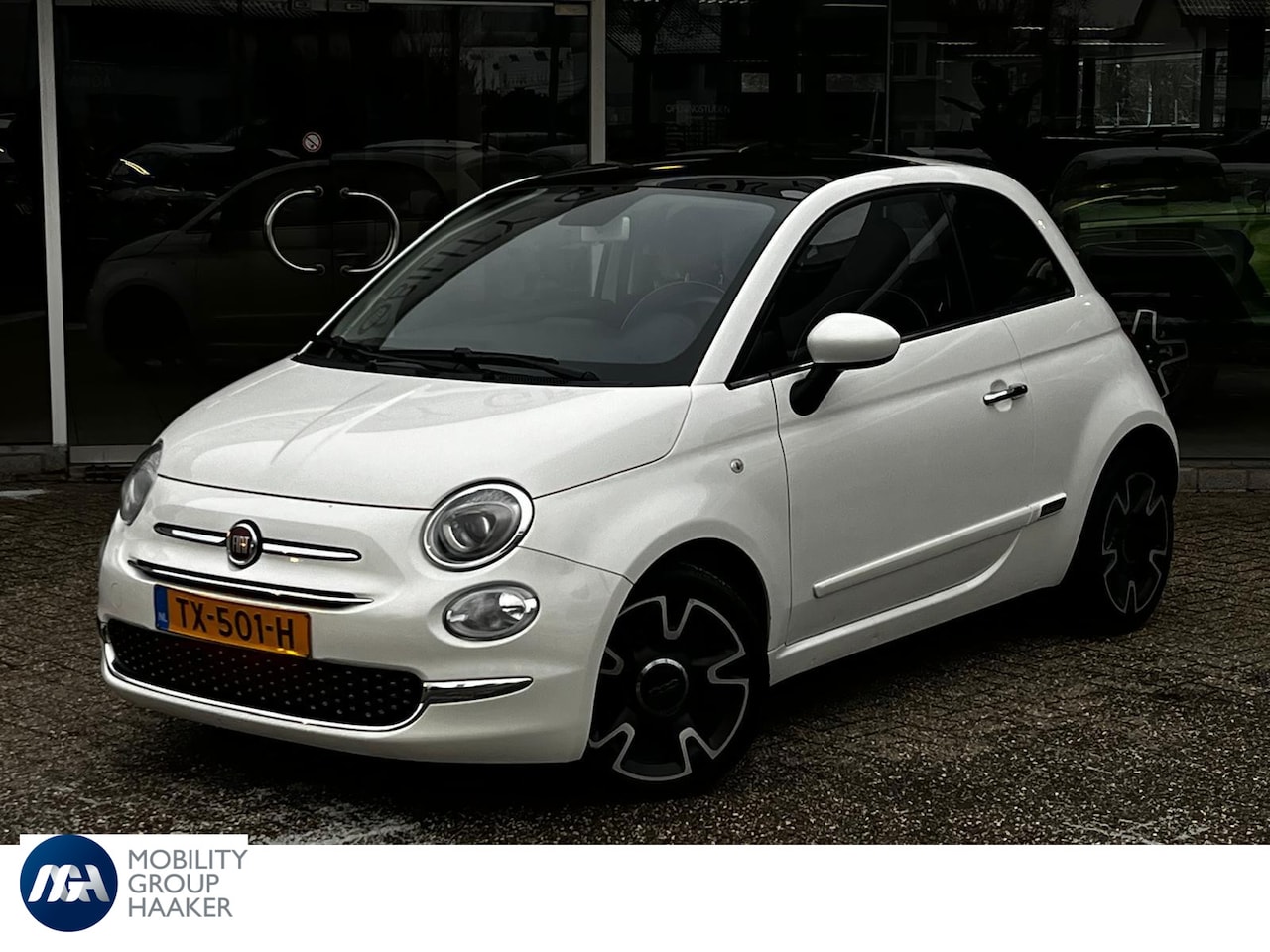 Fiat 500 - 0.9 TwinAir Turbo Collezione | Parkeersensoren | Climate control | - AutoWereld.nl