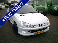 Peugeot 206 - 1.4 Air-line VOORZIEN VAN AIRCO