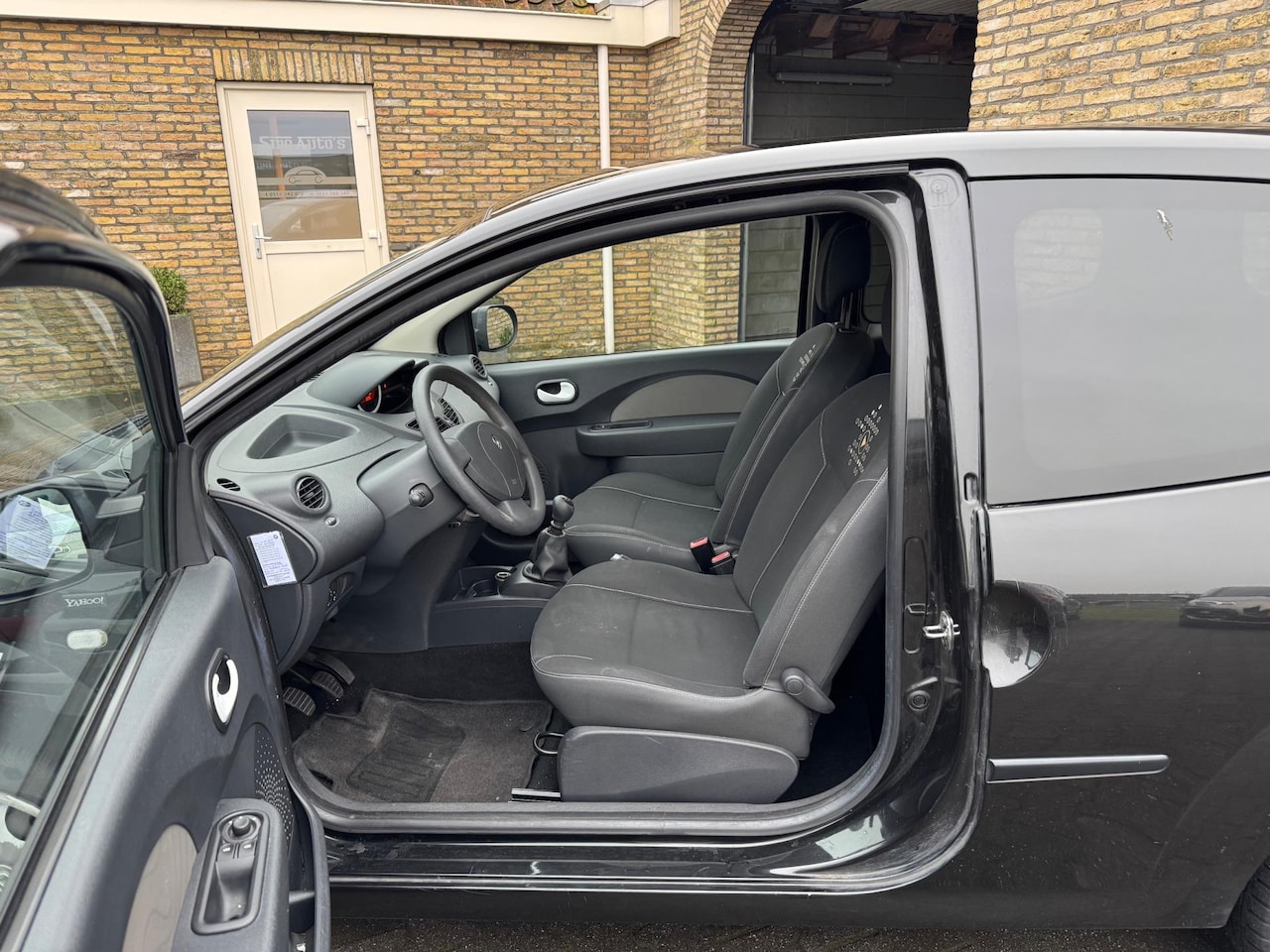 Renault Twingo - 1.2-16V Bj 2011 Lage wegenbelasting - AutoWereld.nl