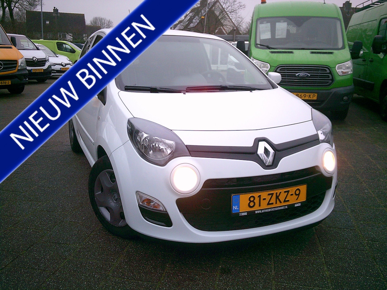 Renault Twingo - 1.2 16V Collection VOORZIEN VAN AIRCO !!!! - AutoWereld.nl