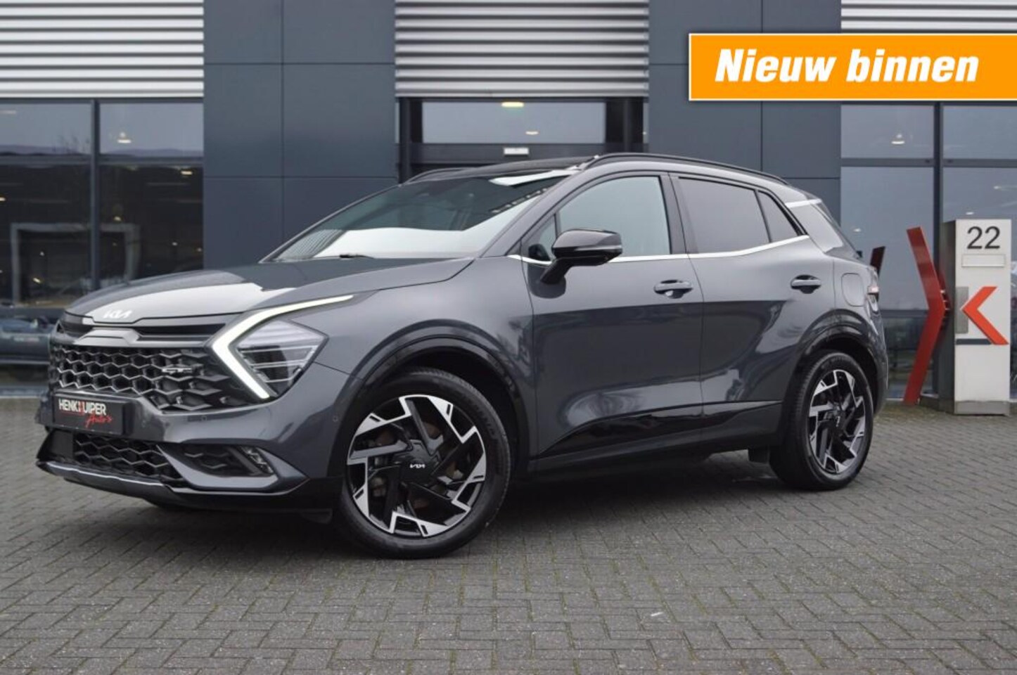 Kia Sportage - 1.6 T GDi Plug-In Hybrid GT-Line AWD /Panodak /Leer/ 19 Inch/360gr camera/Stoelverwarming - AutoWereld.nl