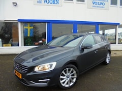 Volvo V60 - 2.0 D3 SUMMUM 5 CIL , AUT, LEDER, NAVI, 17 INCH UNIEKE VOLVO, NW STAAT