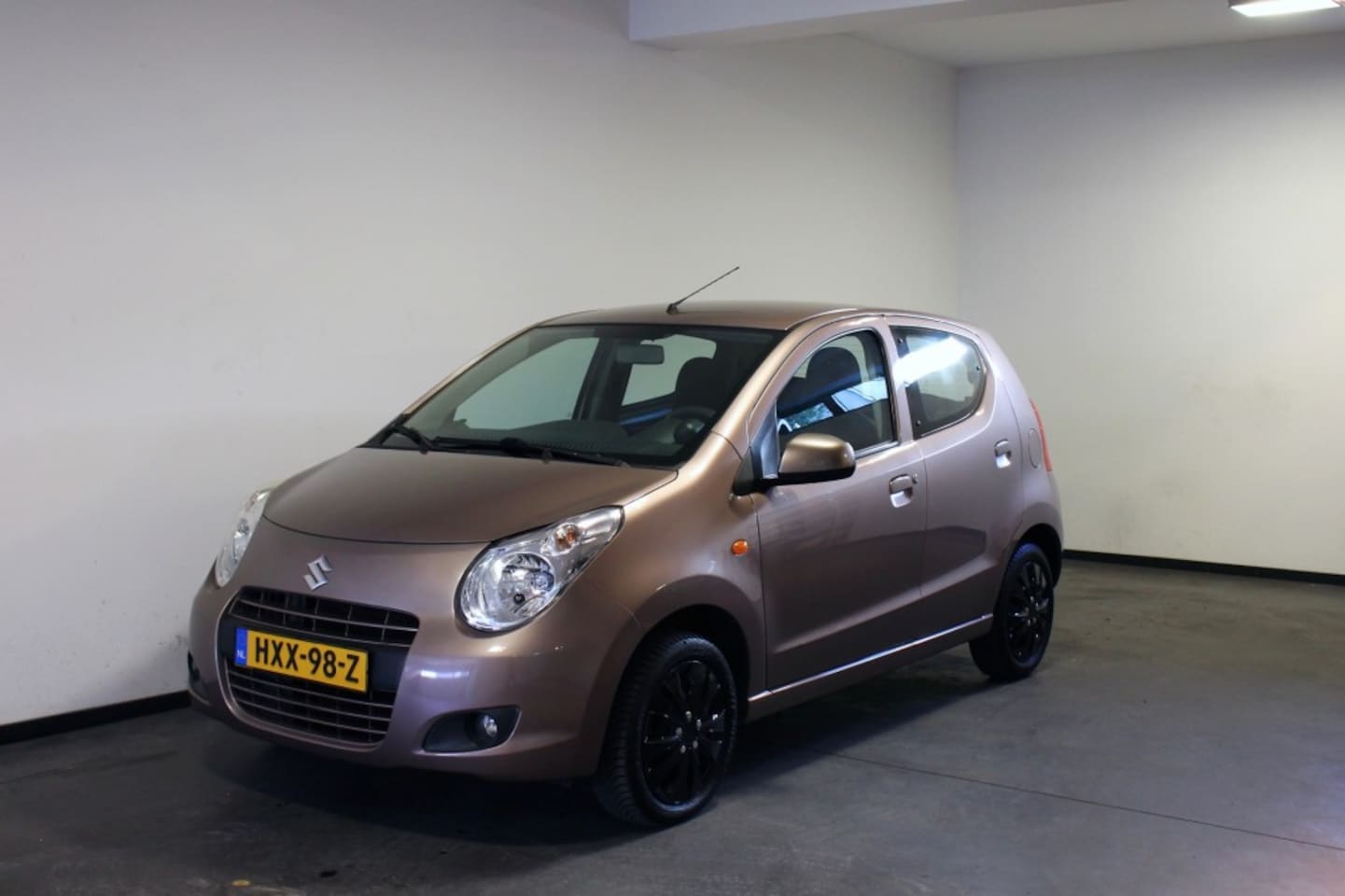 Suzuki Alto - 1.0 Exclusive 1.0 EXCLUSIVE - AutoWereld.nl