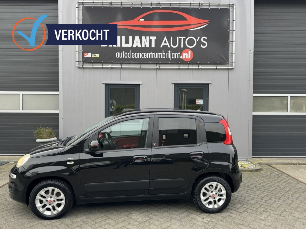 Fiat Panda - 0.9 TwinAir Lounge Airco Lm velgen - AutoWereld.nl