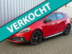 Volvo V40 Cross Country - 1.6 T4 Momentum/ AUT / PANO