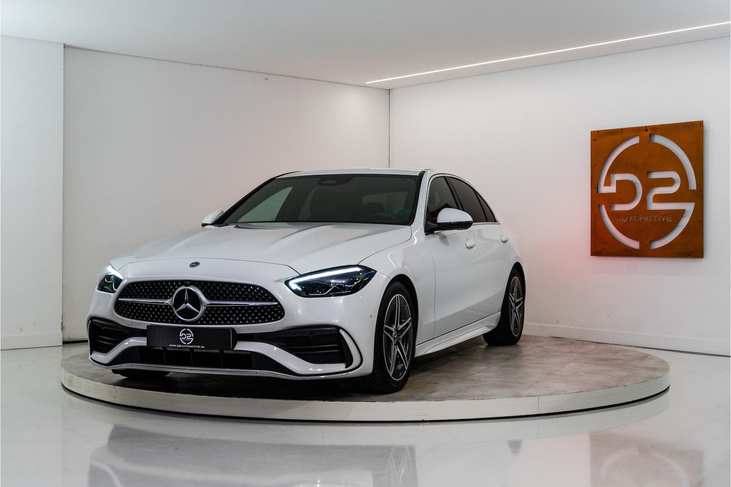 Mercedes-Benz C-klasse - 180 AMG Line 170PK | Sfeer | Carplay | Leder | Stoelverw. | 12 MND Garantie - AutoWereld.nl